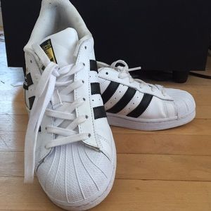 Adidas superstars ⭐️
